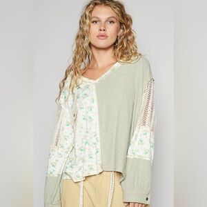P17 POL Green Oversized Long Sleeve Blouse